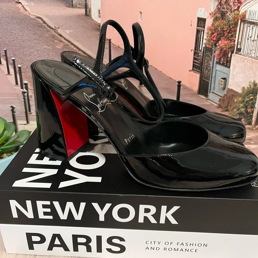 Christian Louboutin Black Patent Mary Jane Heels 39.5 - Picture 13 of 14